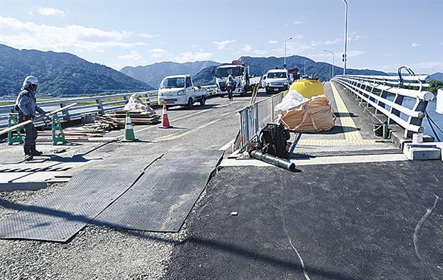 新萩原橋 3週間で応急復旧/工夫と分業で役割分担/熊本地震/PC建協と橋建協